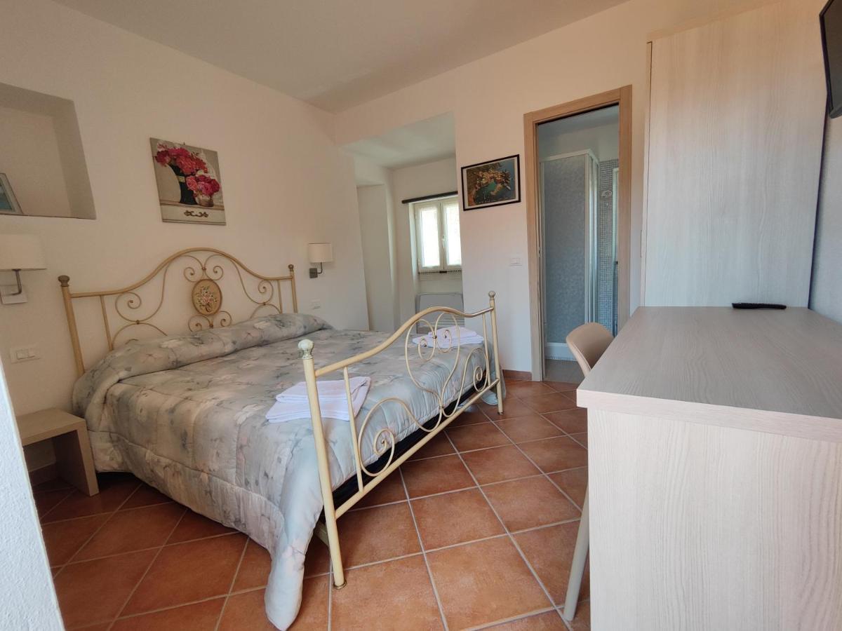 Hotel il gelsomino Carrodano Inferiore Esterno foto