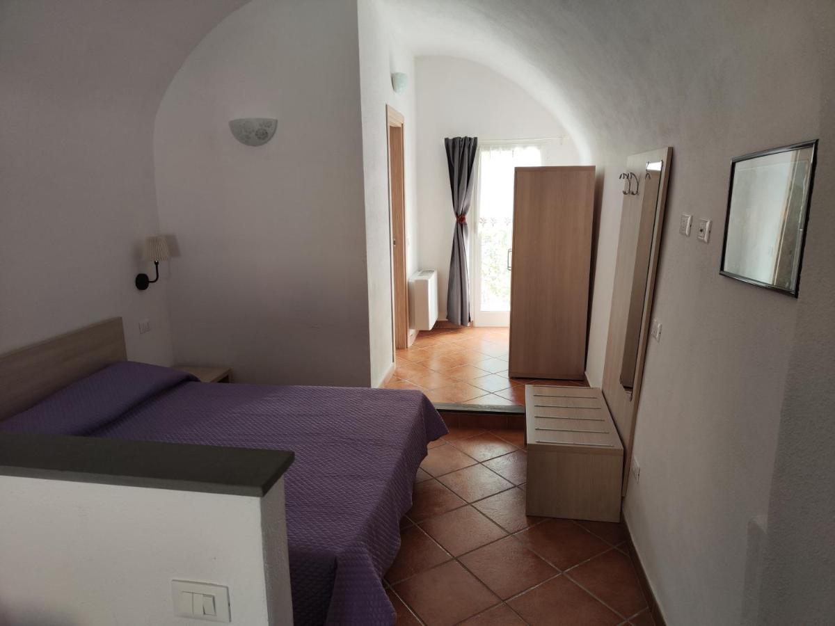 Hotel il gelsomino Carrodano Inferiore Esterno foto