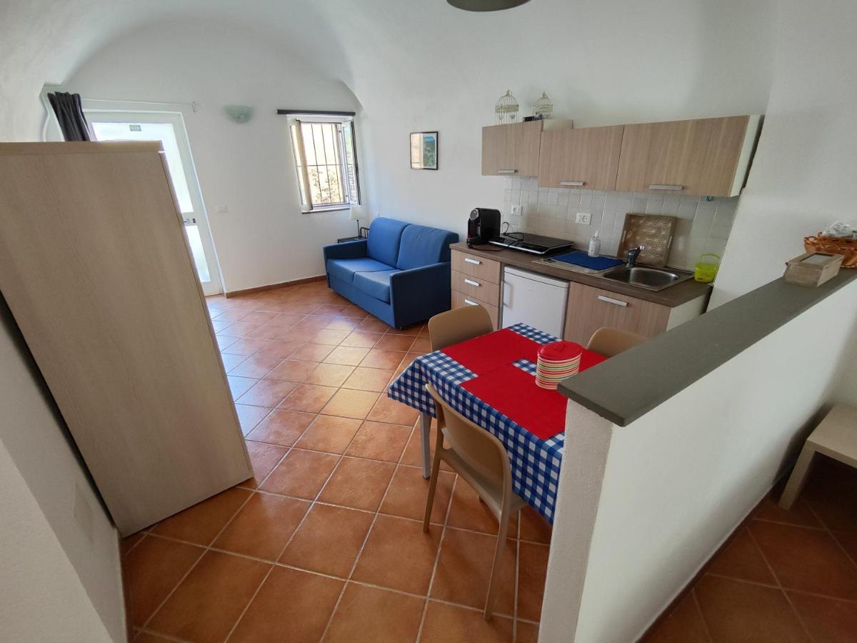 Hotel il gelsomino Carrodano Inferiore Esterno foto