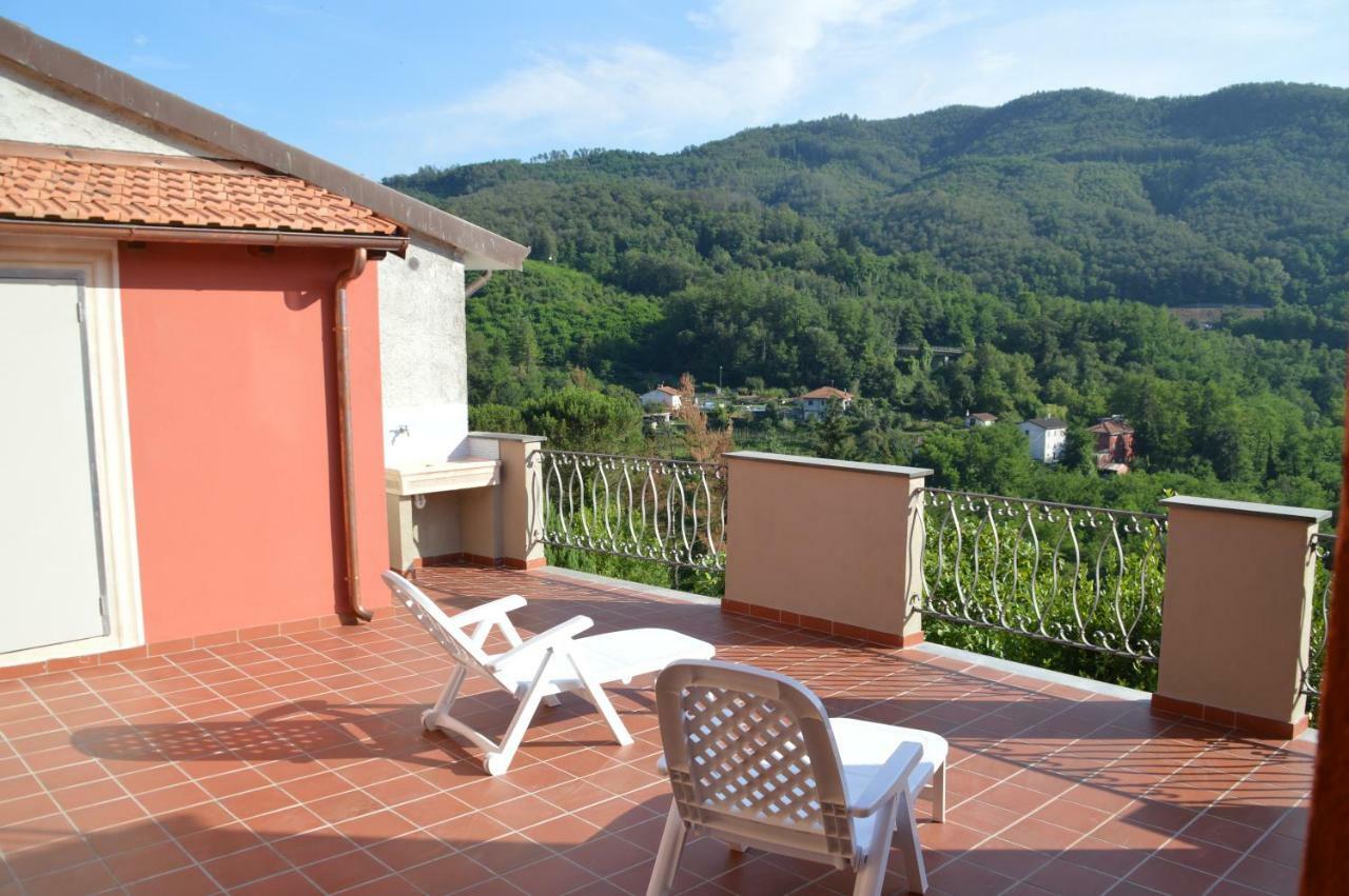 Hotel il gelsomino Carrodano Inferiore Esterno foto
