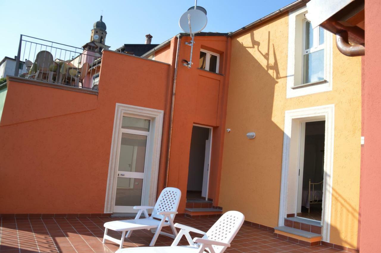 Hotel il gelsomino Carrodano Inferiore Esterno foto